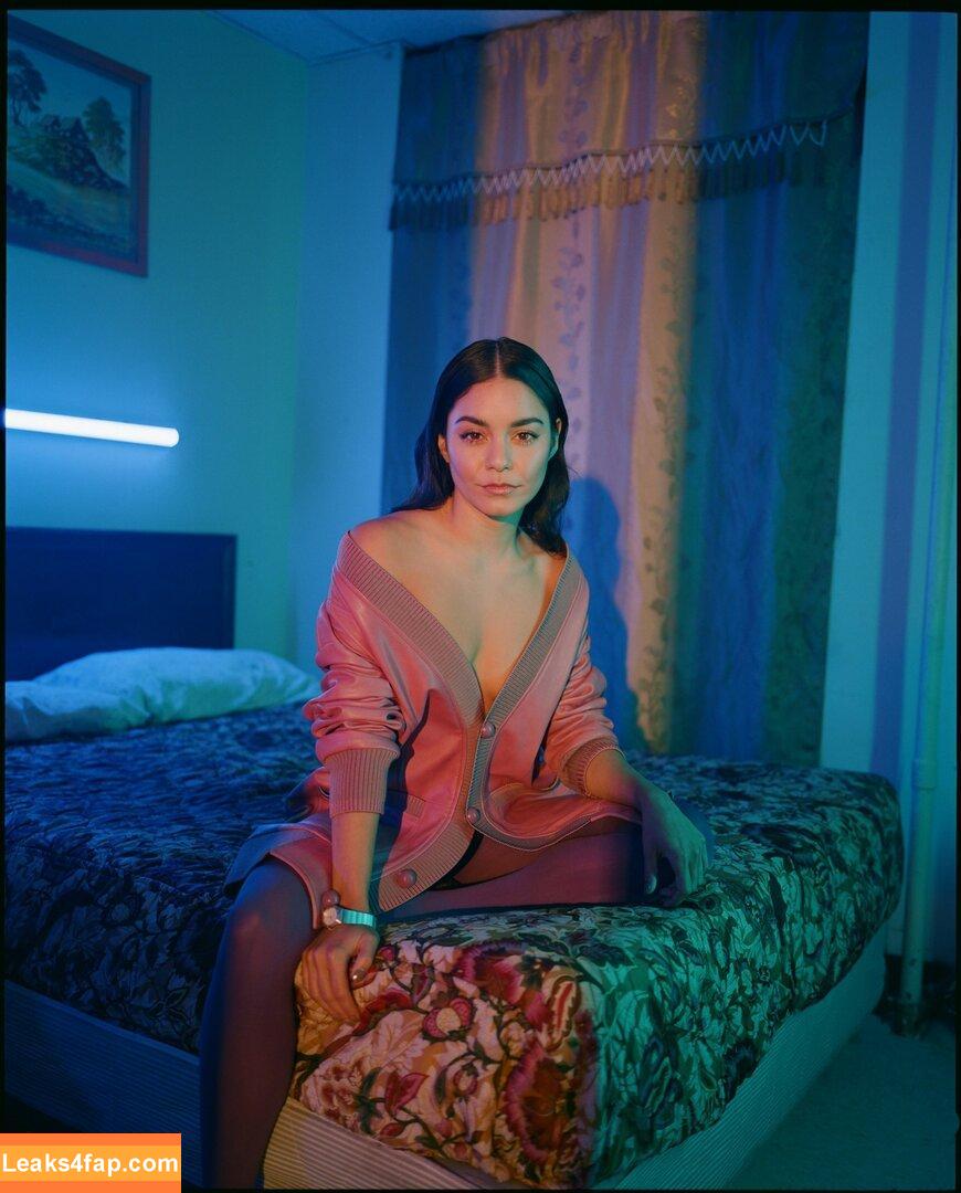 Vanessa Hudgens / VanessaHudgens слитое фото фото #0042