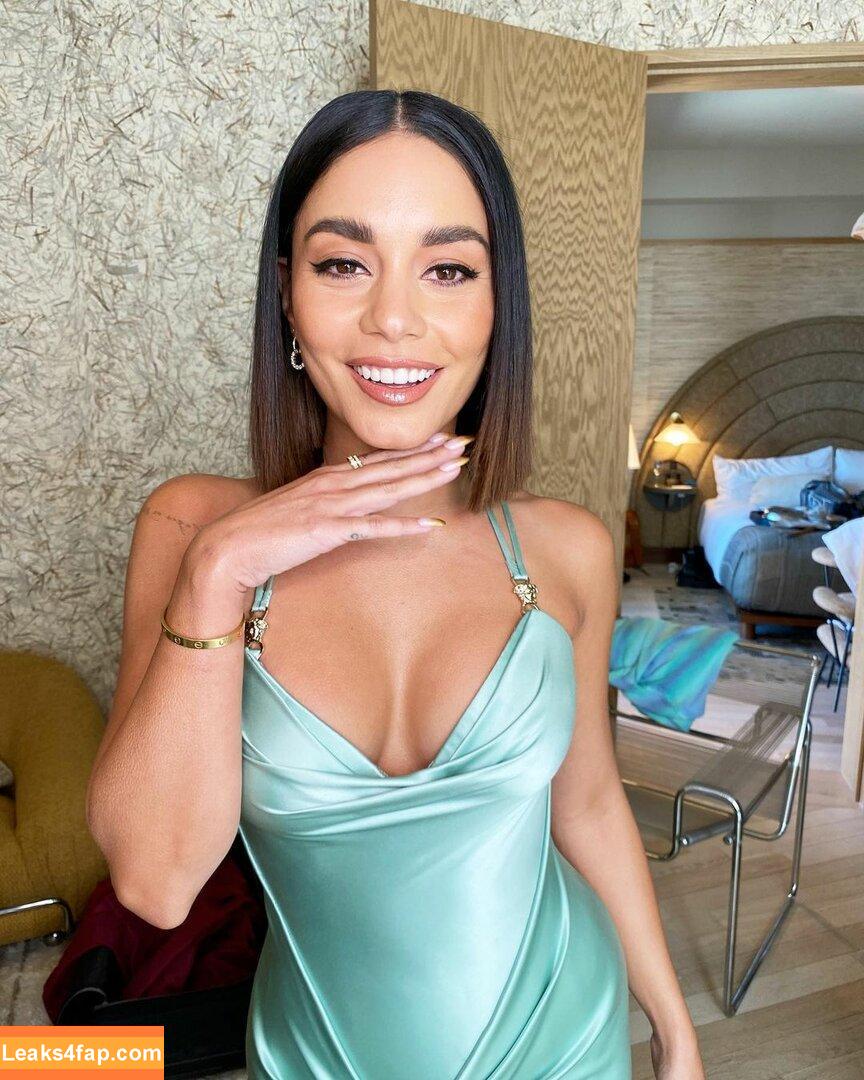Vanessa Hudgens / VanessaHudgens слитое фото фото #0074