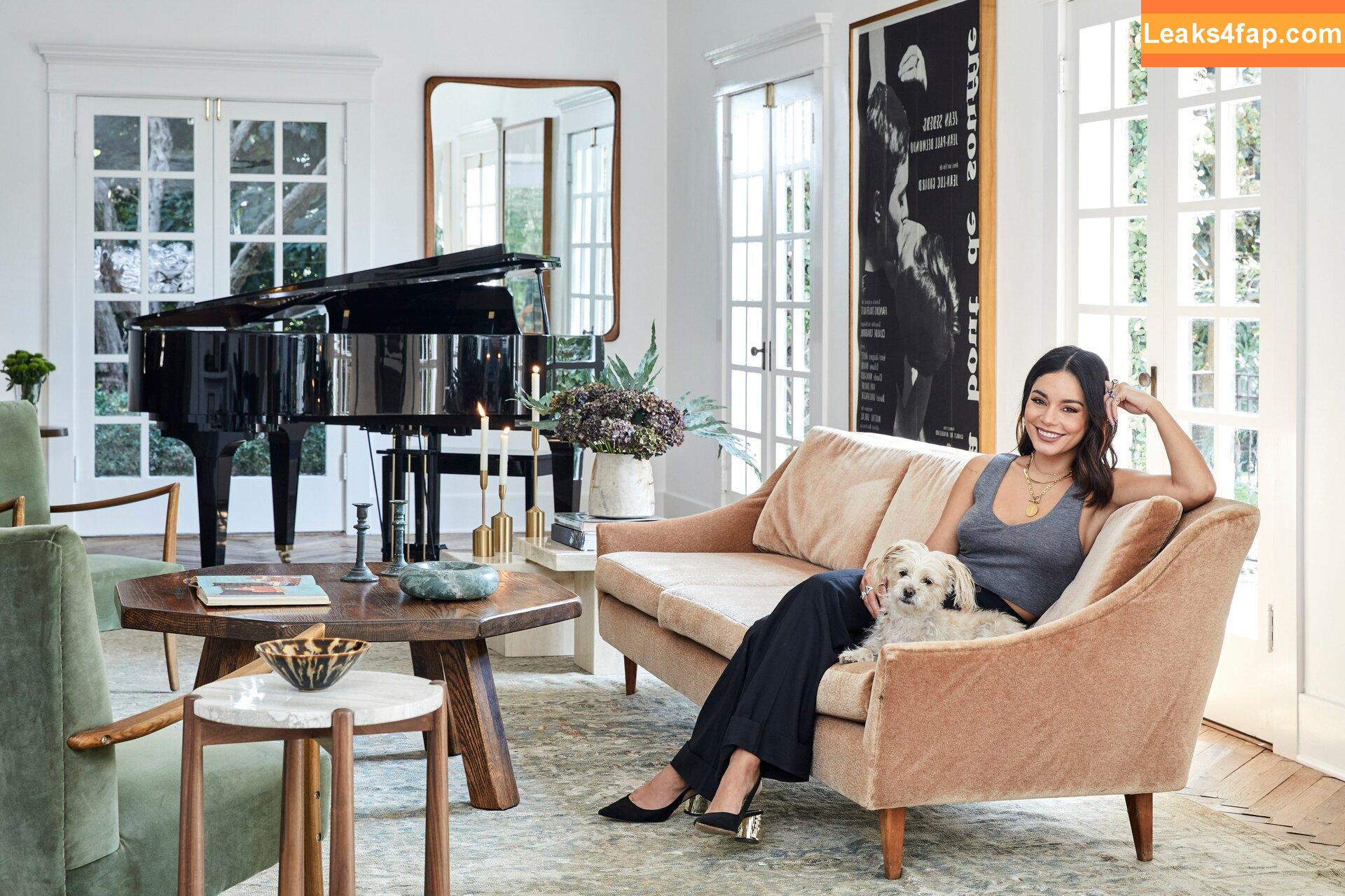 Vanessa Hudgens / VanessaHudgens слитое фото фото #0109