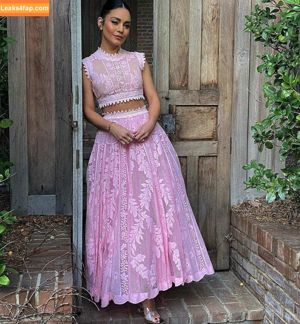 Vanessa Hudgens / VanessaHudgens слитое фото фото #0124