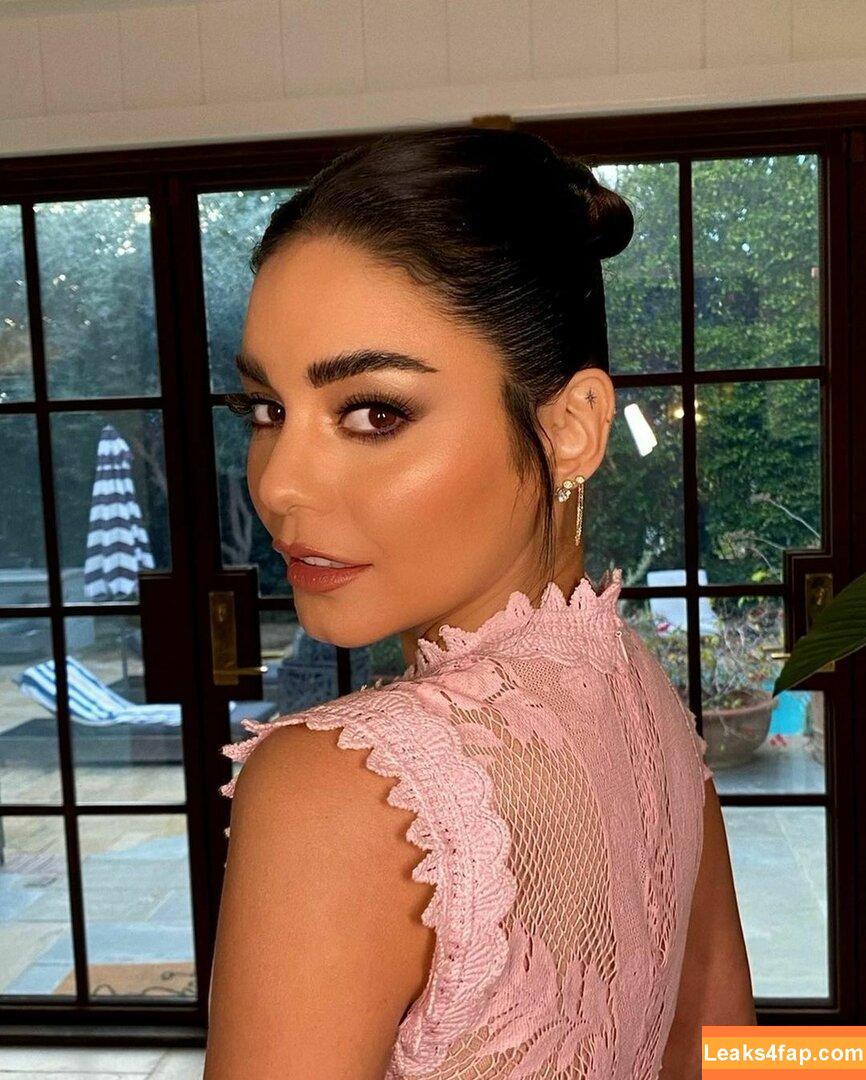 Vanessa Hudgens / VanessaHudgens слитое фото фото #0126