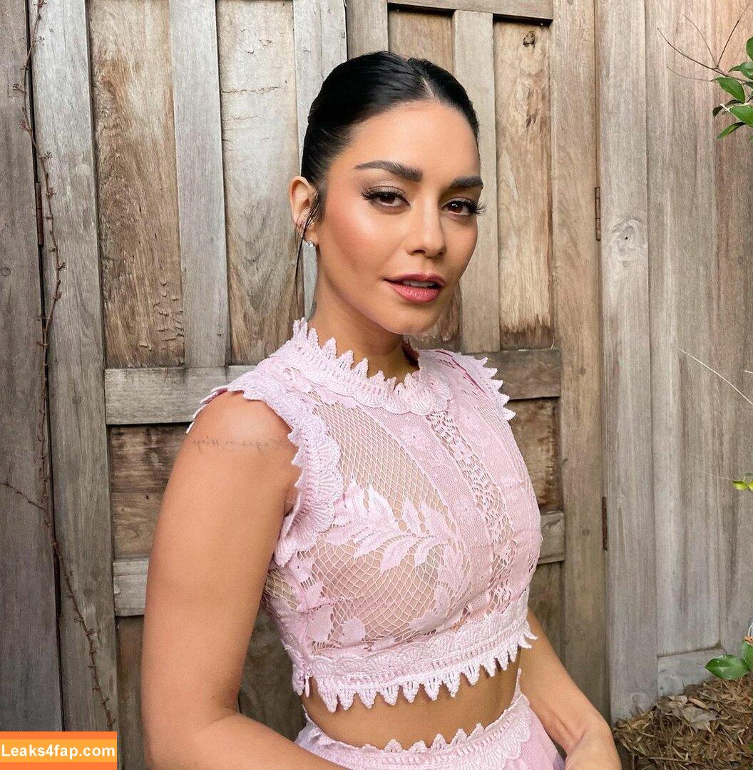 Vanessa Hudgens / VanessaHudgens слитое фото фото #0128