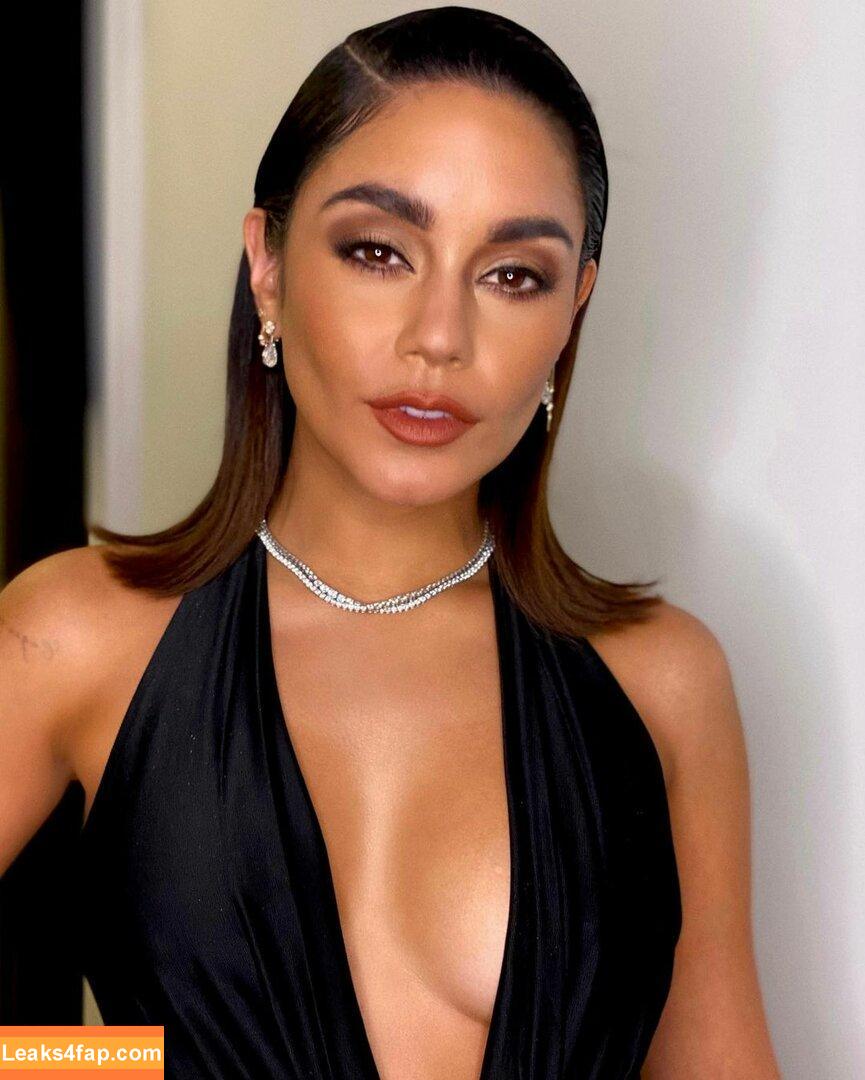 Vanessa Hudgens / VanessaHudgens слитое фото фото #0145