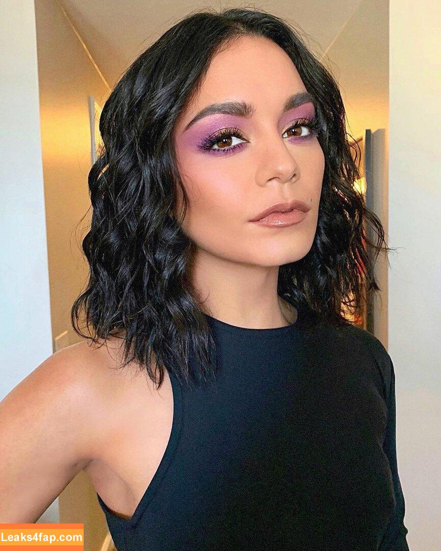 Vanessa Hudgens / VanessaHudgens слитое фото фото #0155