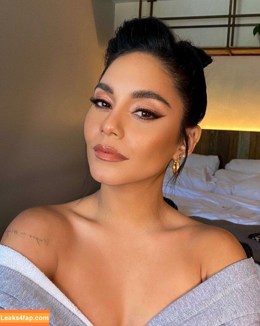 Vanessa Hudgens / VanessaHudgens слитое фото фото #0173