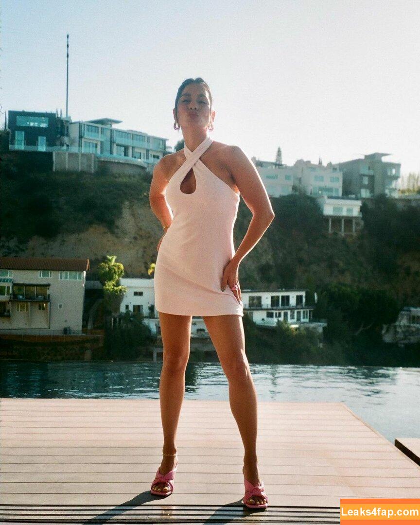 Vanessa Hudgens / VanessaHudgens слитое фото фото #0175