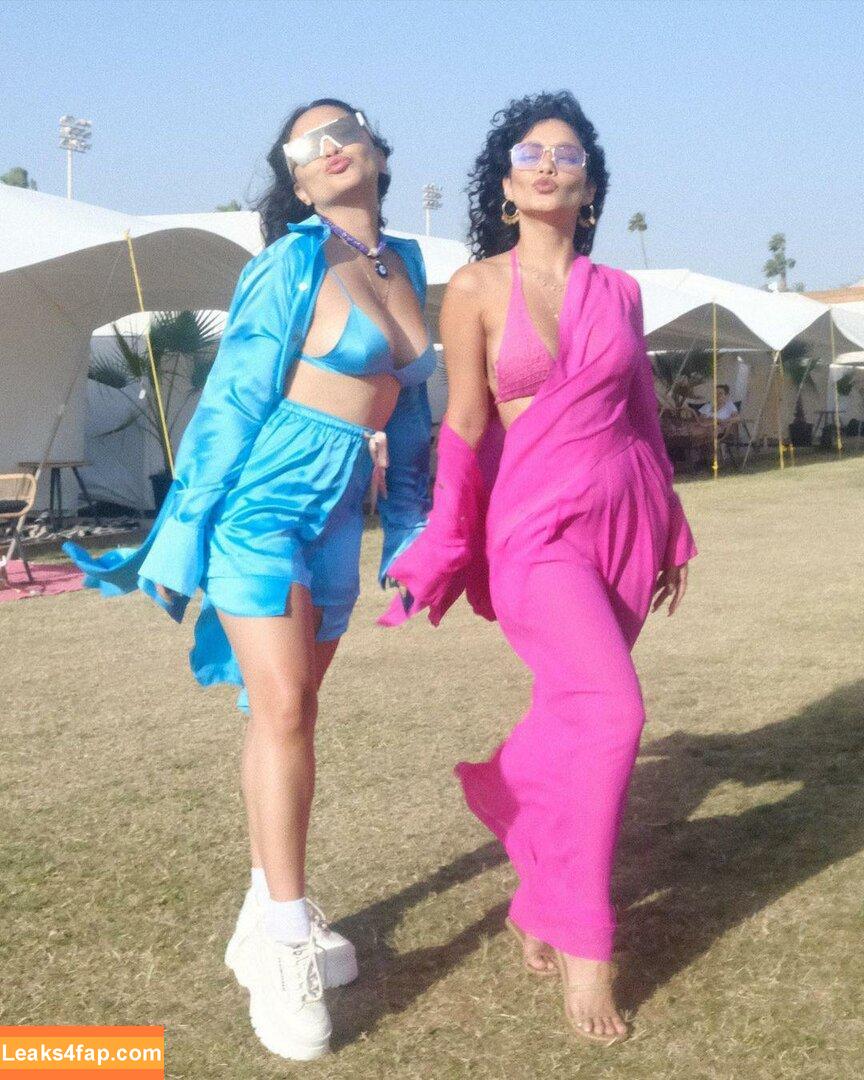 Vanessa Hudgens / VanessaHudgens слитое фото фото #0181