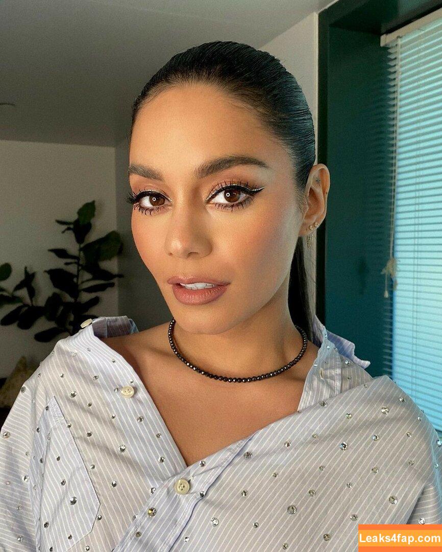 Vanessa Hudgens / VanessaHudgens слитое фото фото #0195