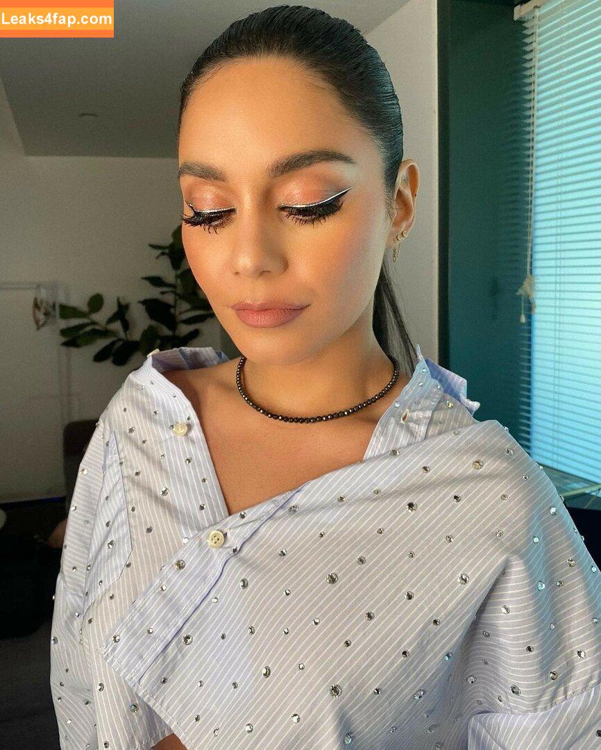 Vanessa Hudgens / VanessaHudgens слитое фото фото #0196