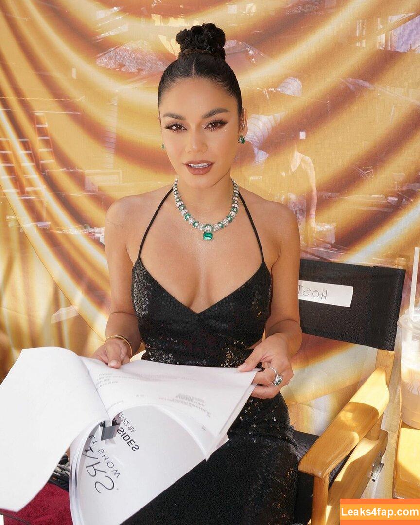 Vanessa Hudgens / VanessaHudgens слитое фото фото #0230