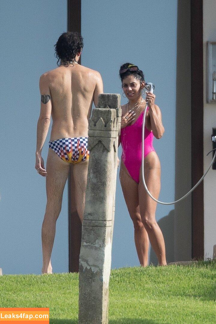 Vanessa Hudgens / VanessaHudgens слитое фото фото #0263