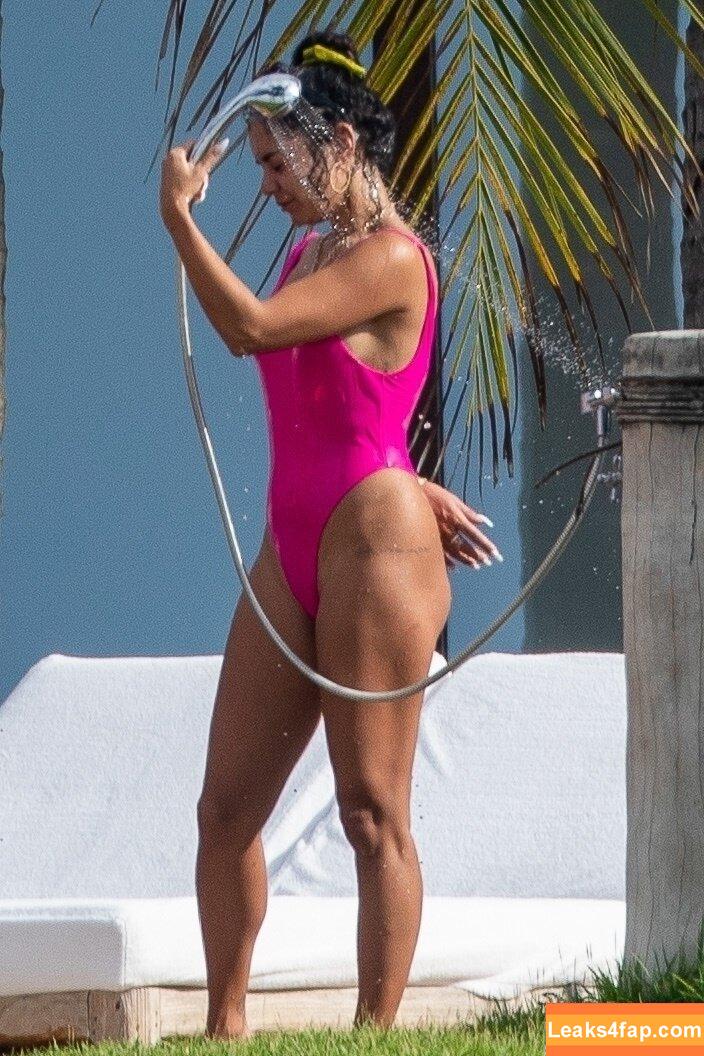 Vanessa Hudgens / VanessaHudgens слитое фото фото #0265