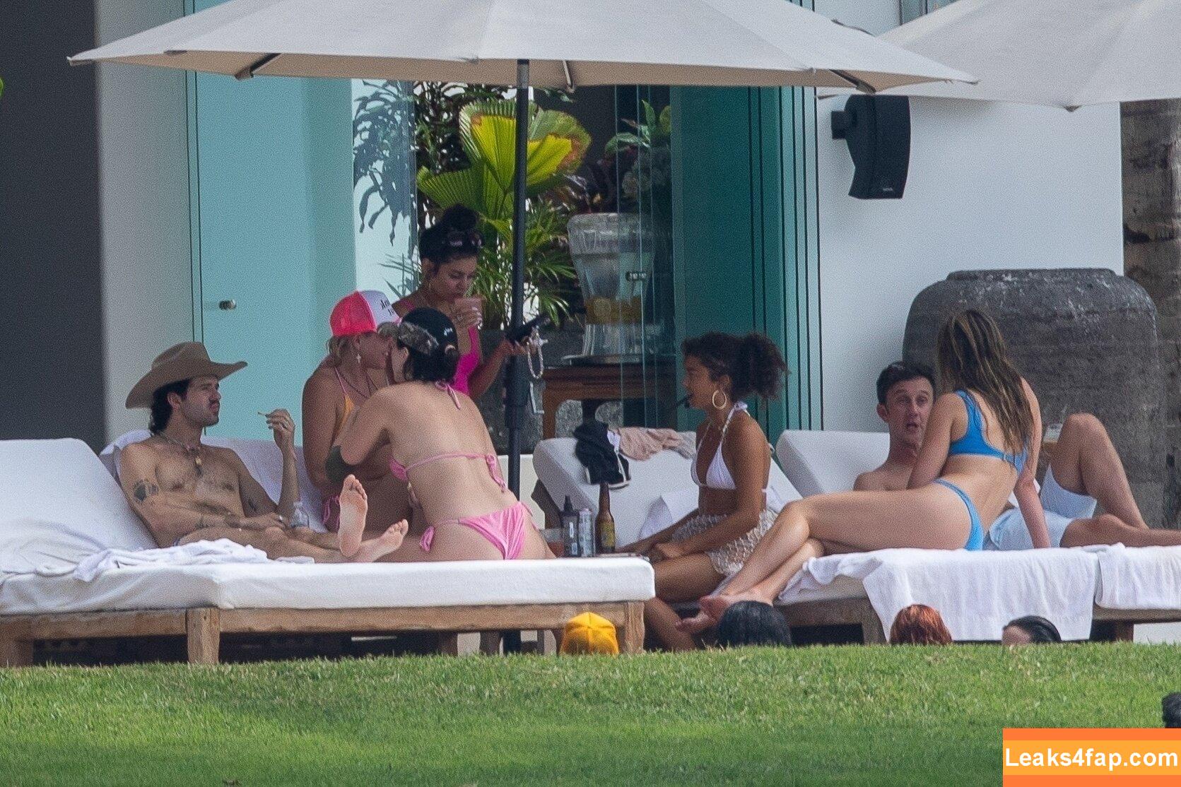 Vanessa Hudgens / VanessaHudgens слитое фото фото #0281