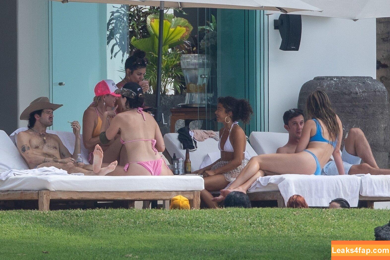 Vanessa Hudgens / VanessaHudgens слитое фото фото #0283