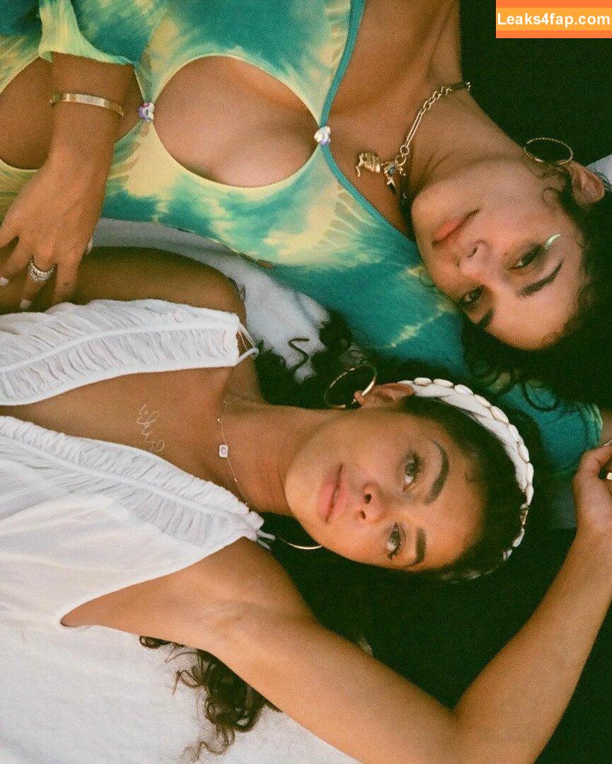 Vanessa Hudgens / VanessaHudgens слитое фото фото #0290