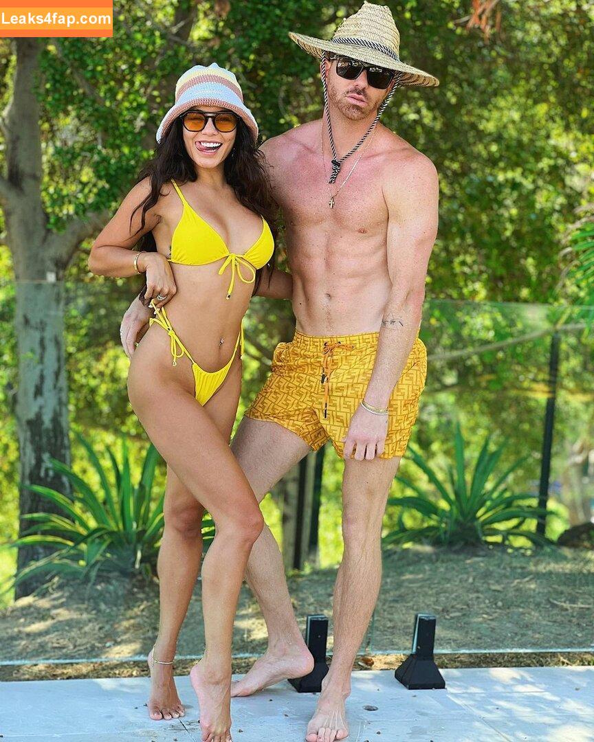 Vanessa Hudgens / VanessaHudgens слитое фото фото #0297