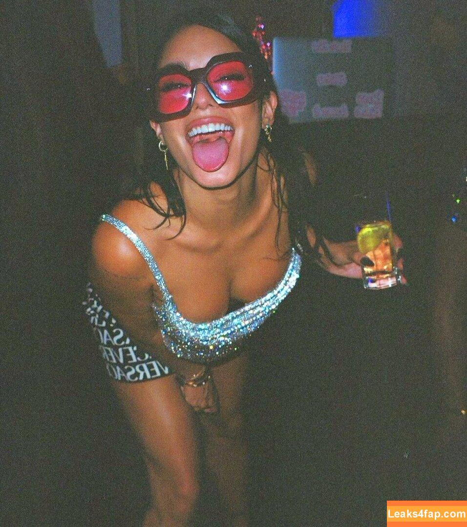 Vanessa Hudgens / VanessaHudgens слитое фото фото #0397