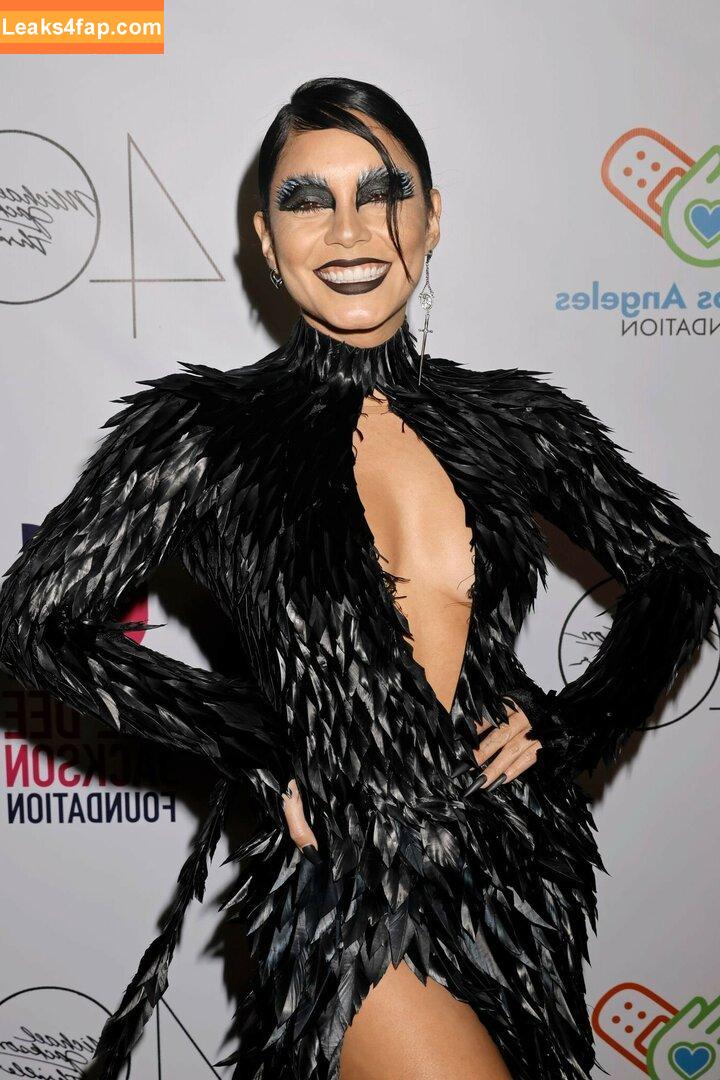 Vanessa Hudgens / VanessaHudgens слитое фото фото #0475