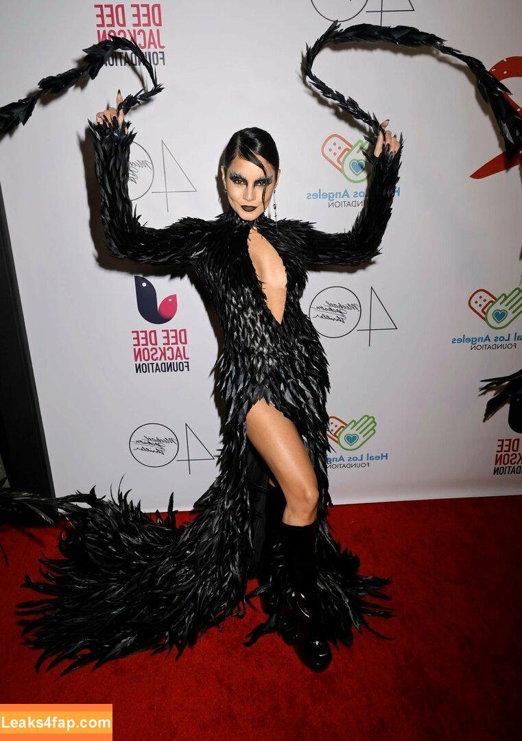 Vanessa Hudgens / VanessaHudgens слитое фото фото #0476