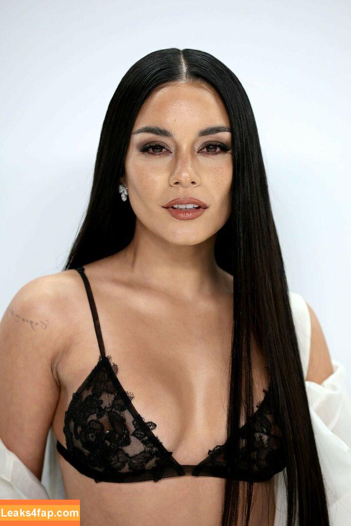 Vanessa Hudgens / VanessaHudgens слитое фото фото #0484
