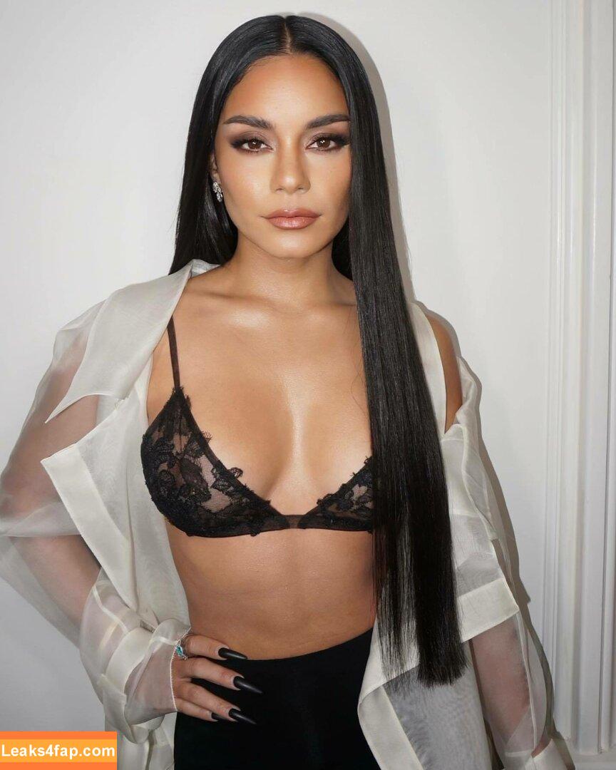 Vanessa Hudgens / VanessaHudgens слитое фото фото #0489
