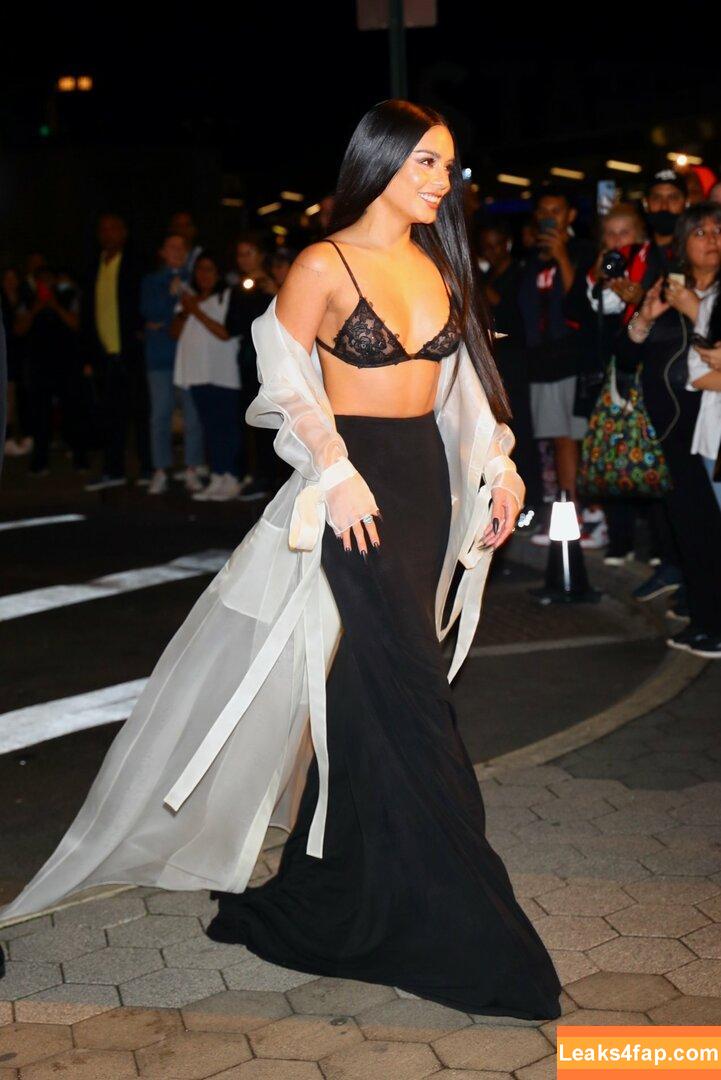 Vanessa Hudgens / VanessaHudgens слитое фото фото #0495