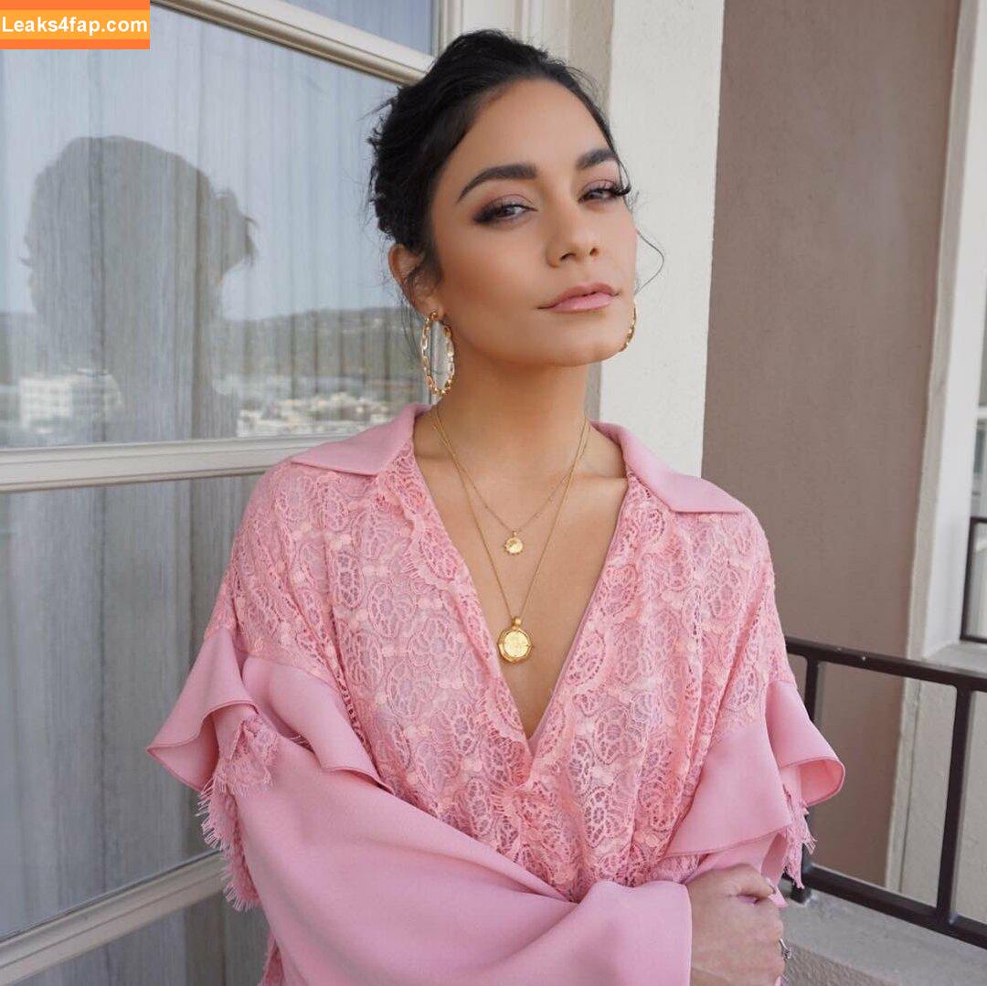 Vanessa Hudgens / VanessaHudgens слитое фото фото #0557