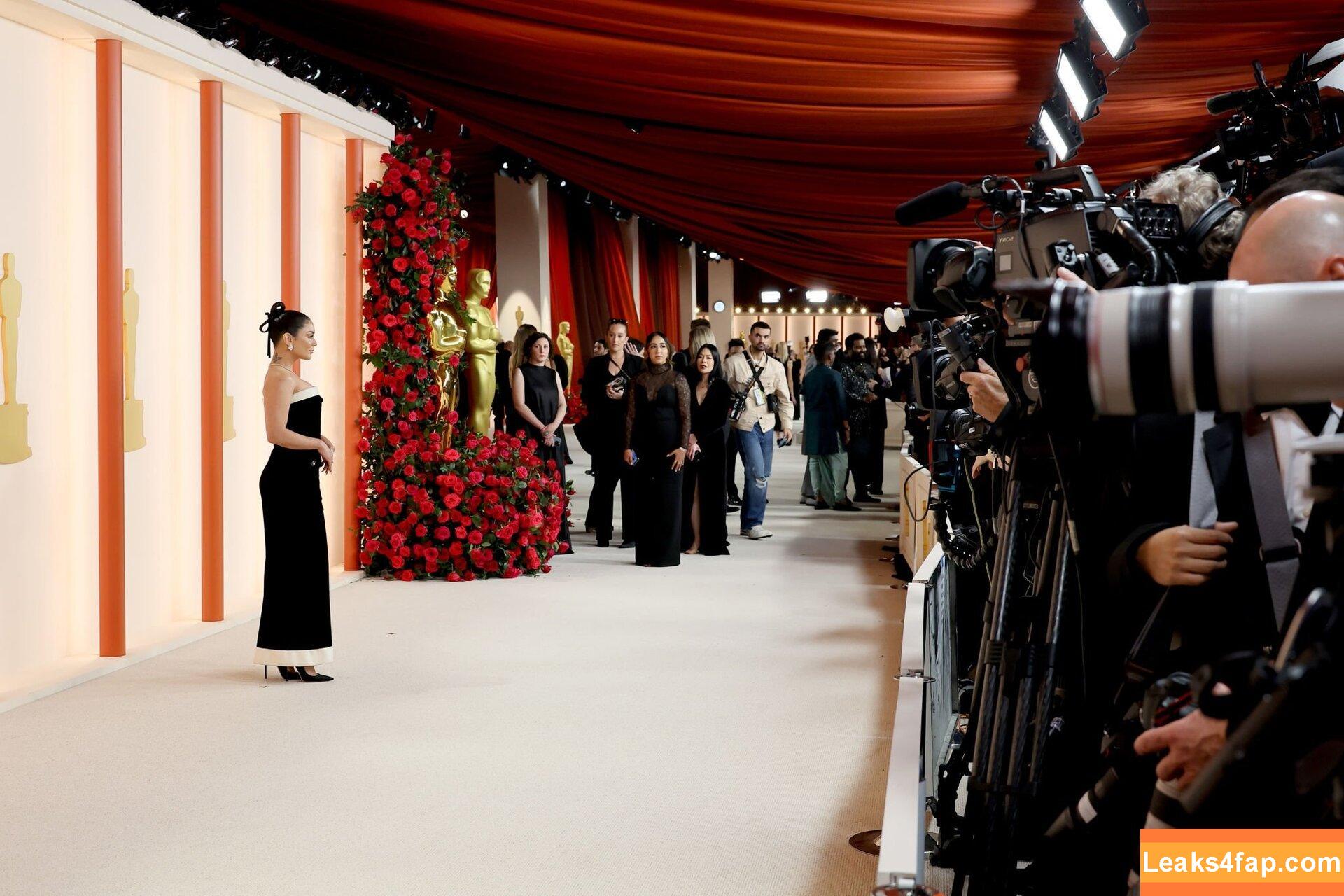 Vanessa Hudgens / VanessaHudgens слитое фото фото #0654