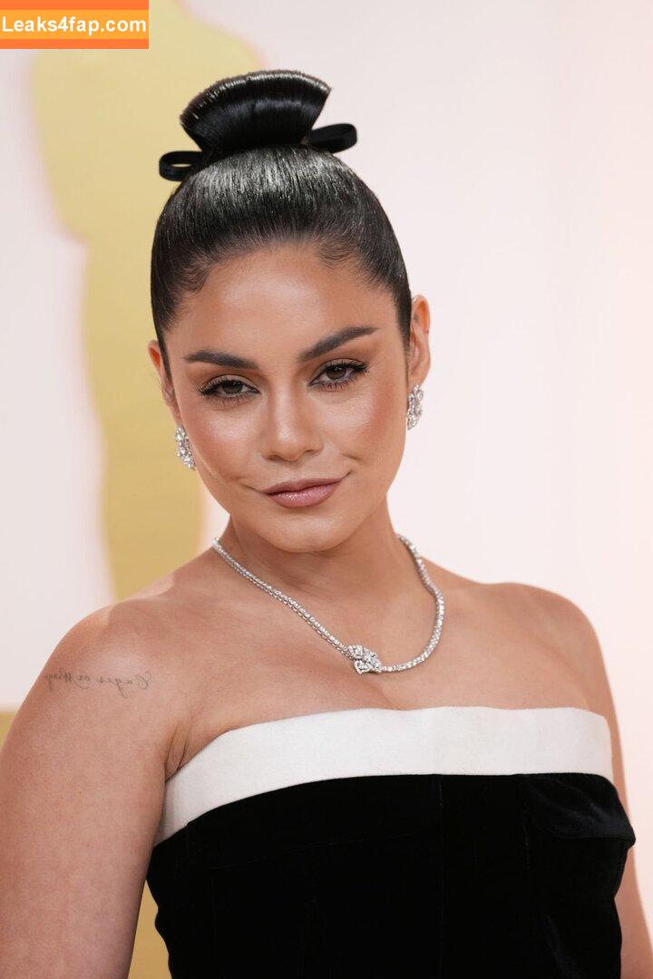 Vanessa Hudgens / VanessaHudgens слитое фото фото #0658