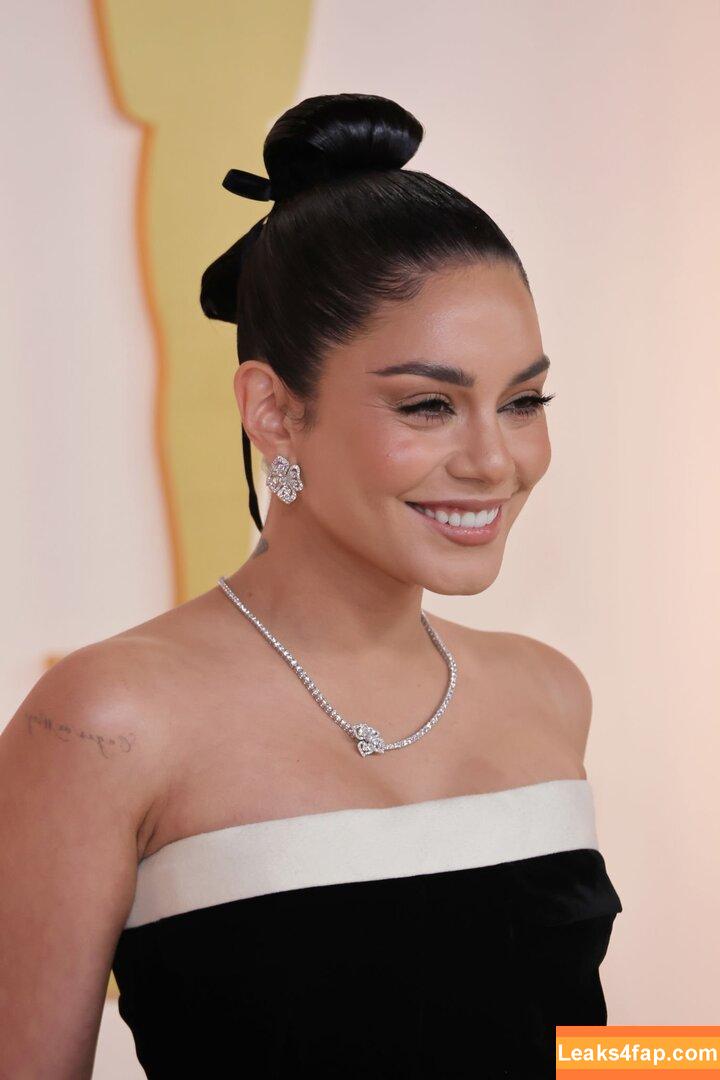 Vanessa Hudgens / VanessaHudgens слитое фото фото #0659