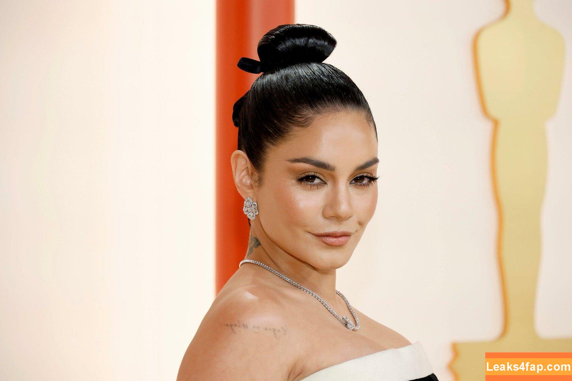 Vanessa Hudgens / VanessaHudgens слитое фото фото #0665