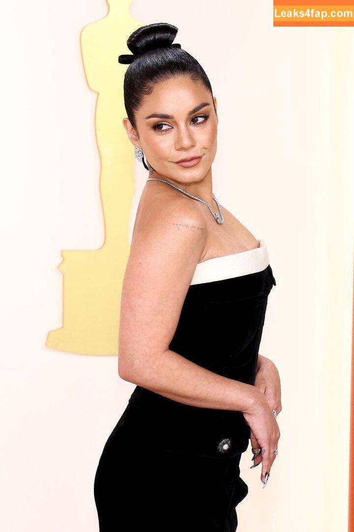 Vanessa Hudgens / VanessaHudgens слитое фото фото #0684