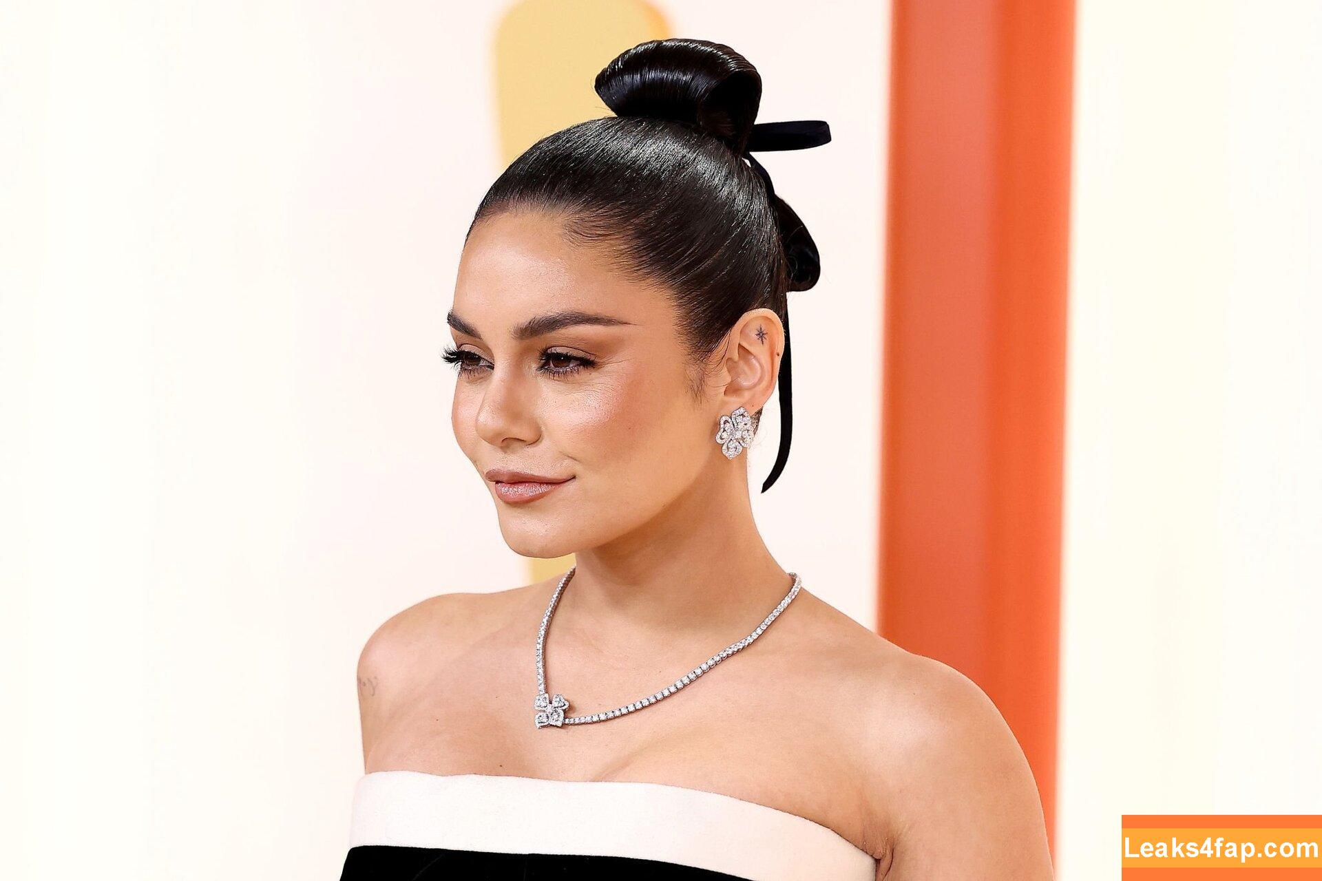 Vanessa Hudgens / VanessaHudgens слитое фото фото #0686