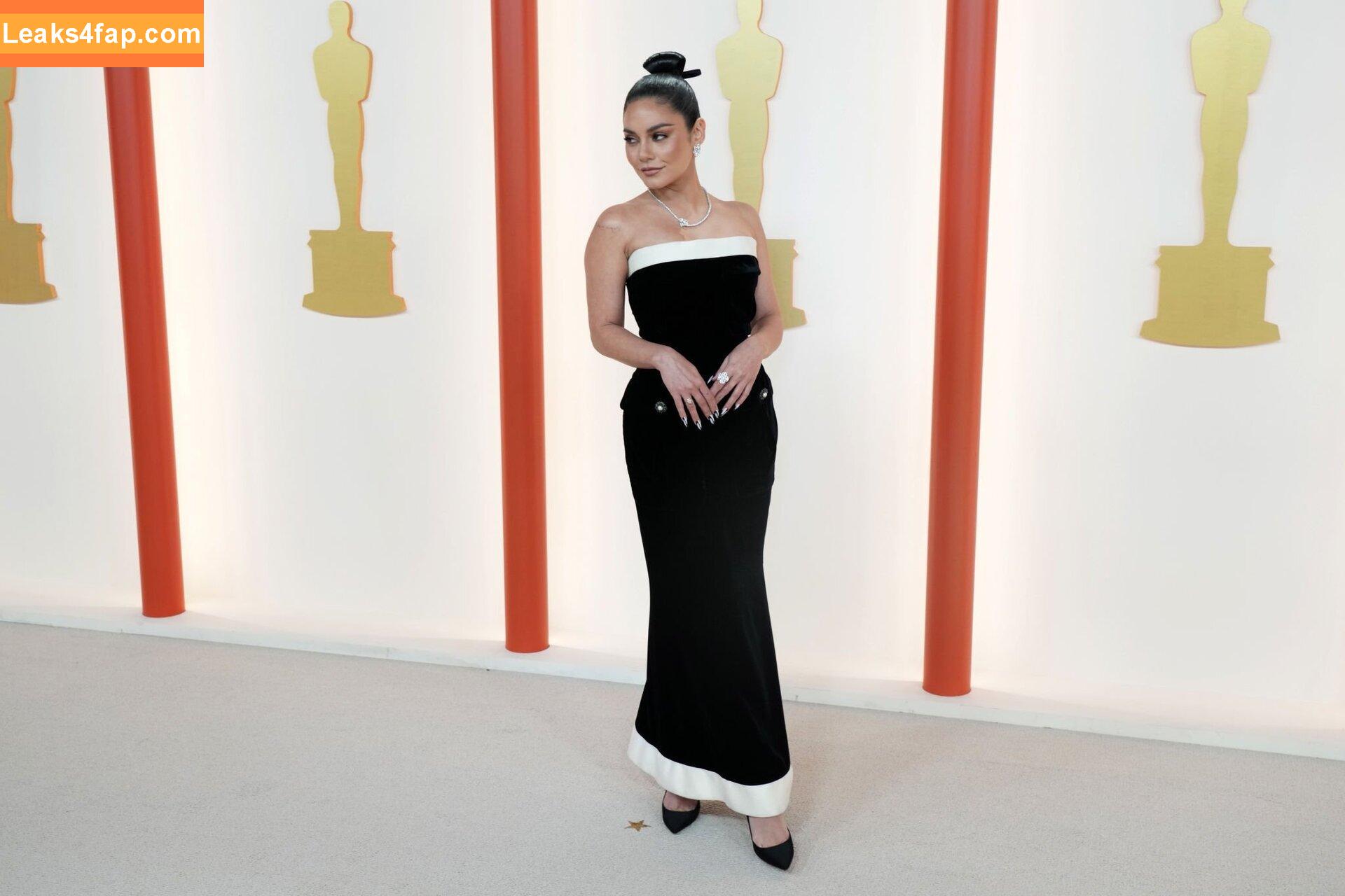 Vanessa Hudgens / VanessaHudgens слитое фото фото #0691