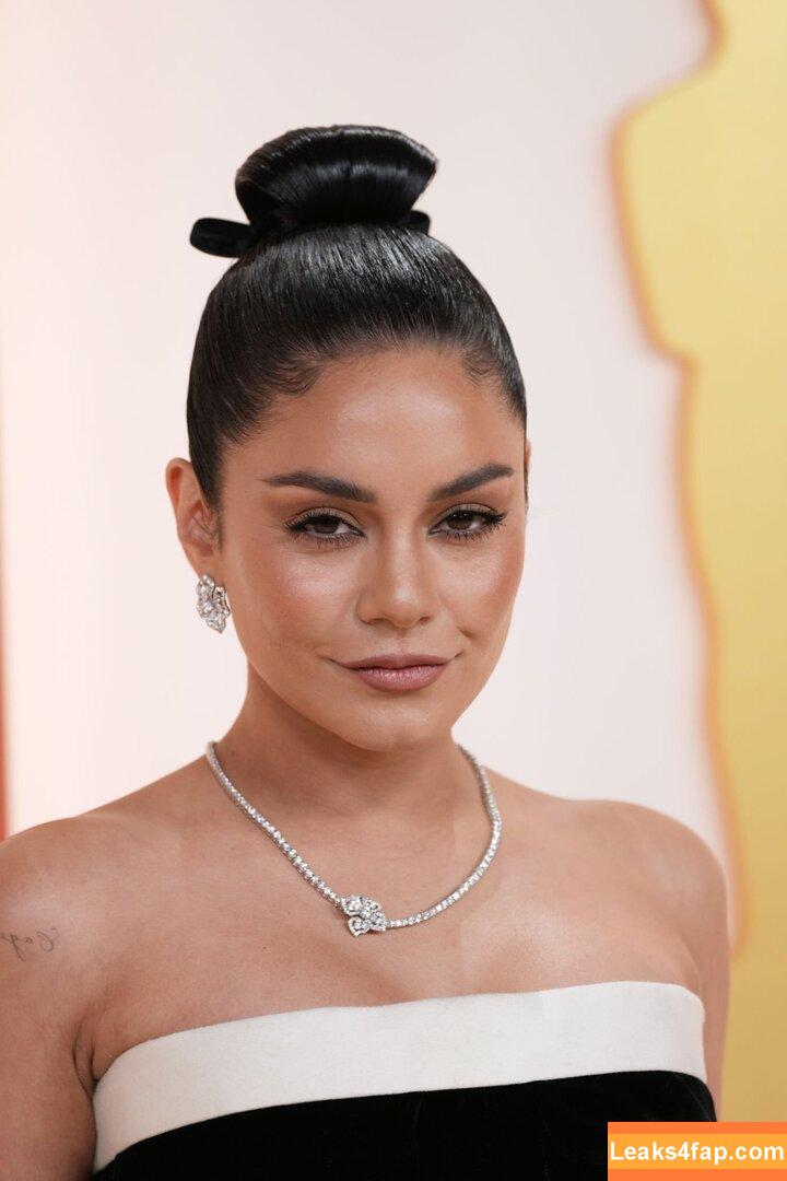 Vanessa Hudgens / VanessaHudgens слитое фото фото #0696