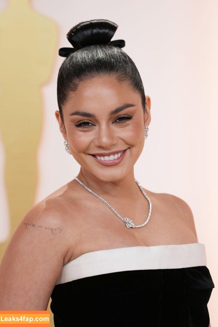 Vanessa Hudgens / VanessaHudgens слитое фото фото #0701