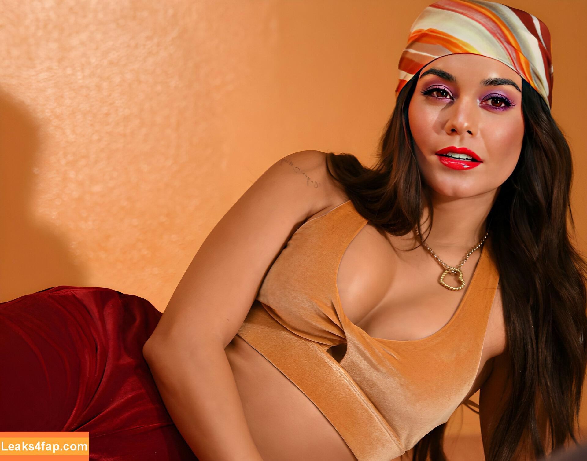 Vanessa Hudgens / VanessaHudgens leaked photo photo #0760