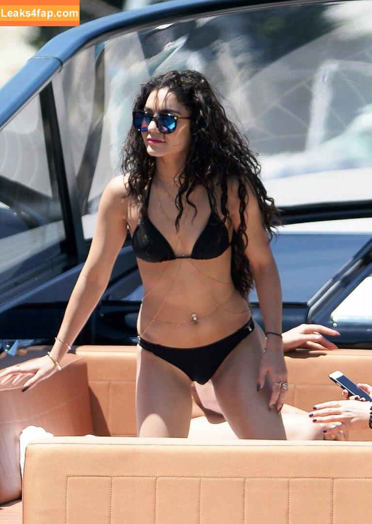 Vanessa Hudgens / VanessaHudgens слитое фото фото #0788