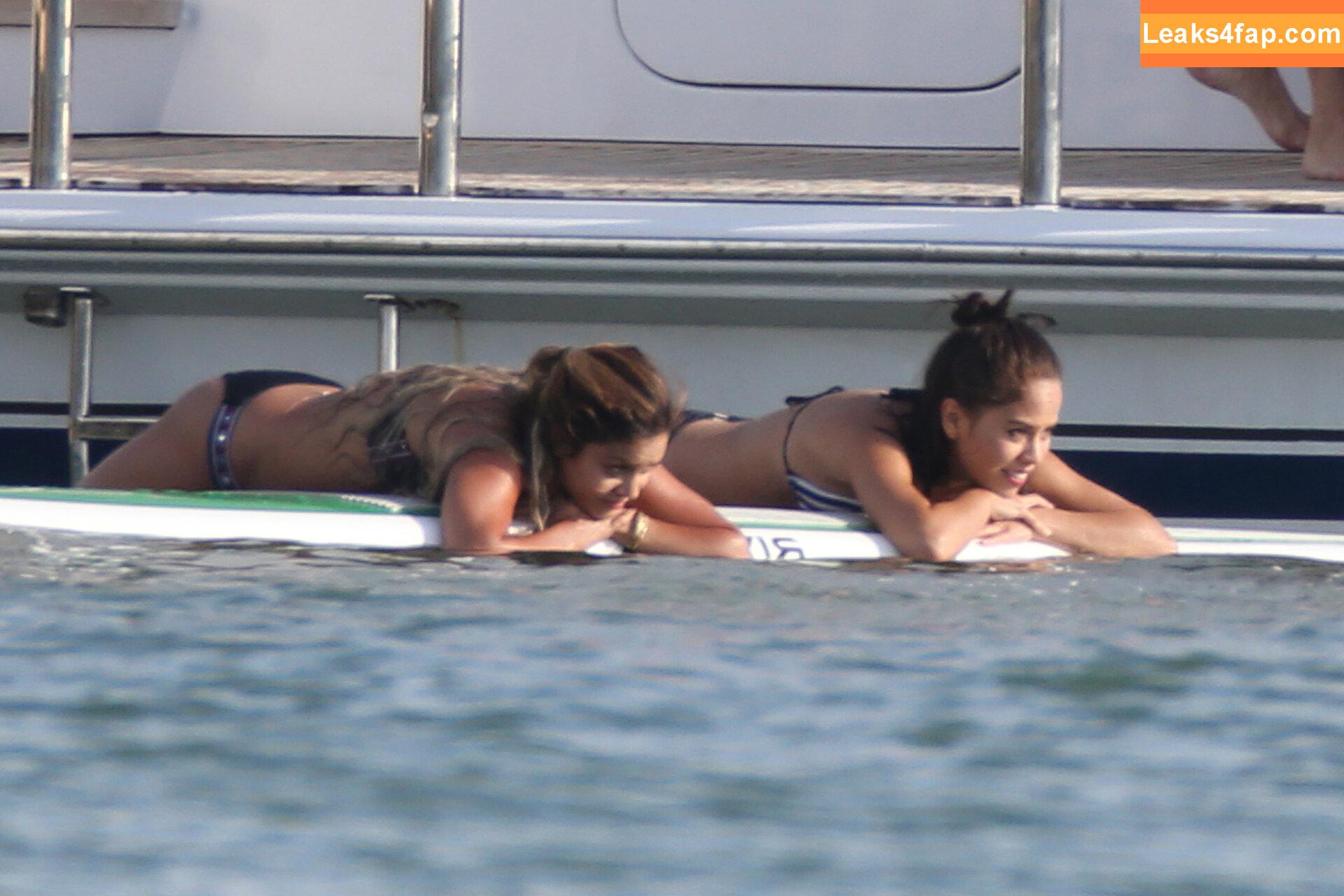 Vanessa Hudgens / VanessaHudgens слитое фото фото #0823