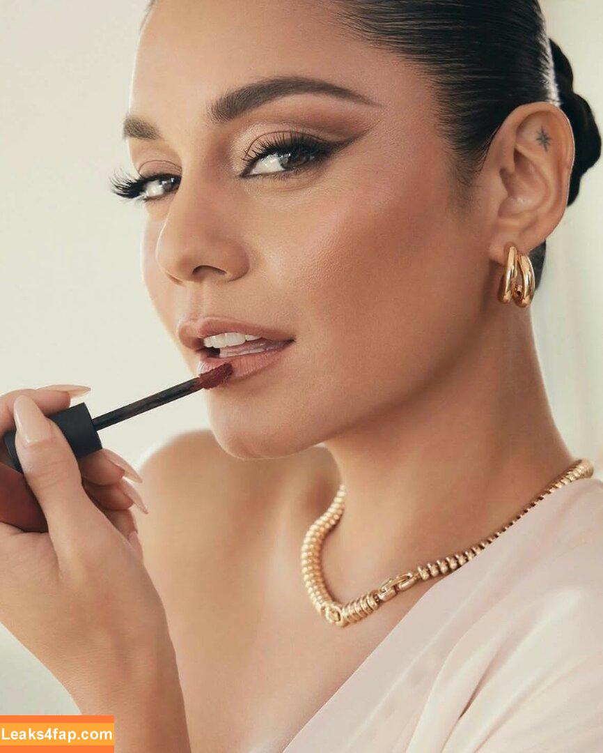 Vanessa Hudgens / VanessaHudgens слитое фото фото #0870