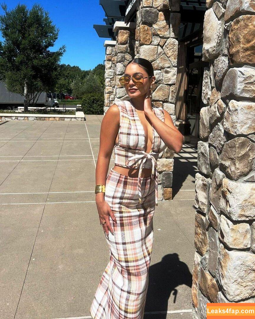 Vanessa Hudgens / VanessaHudgens слитое фото фото #0873