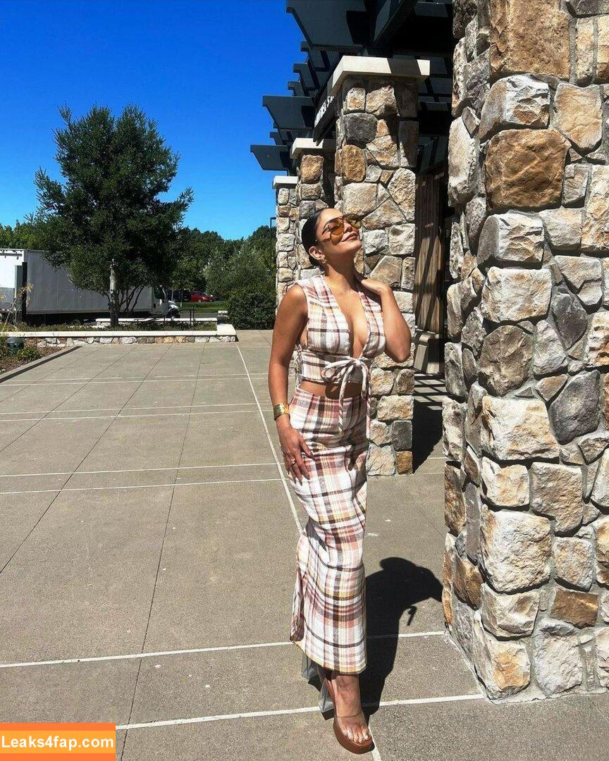 Vanessa Hudgens / VanessaHudgens слитое фото фото #0875