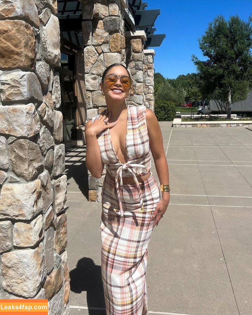 Vanessa Hudgens / VanessaHudgens слитое фото фото #0899