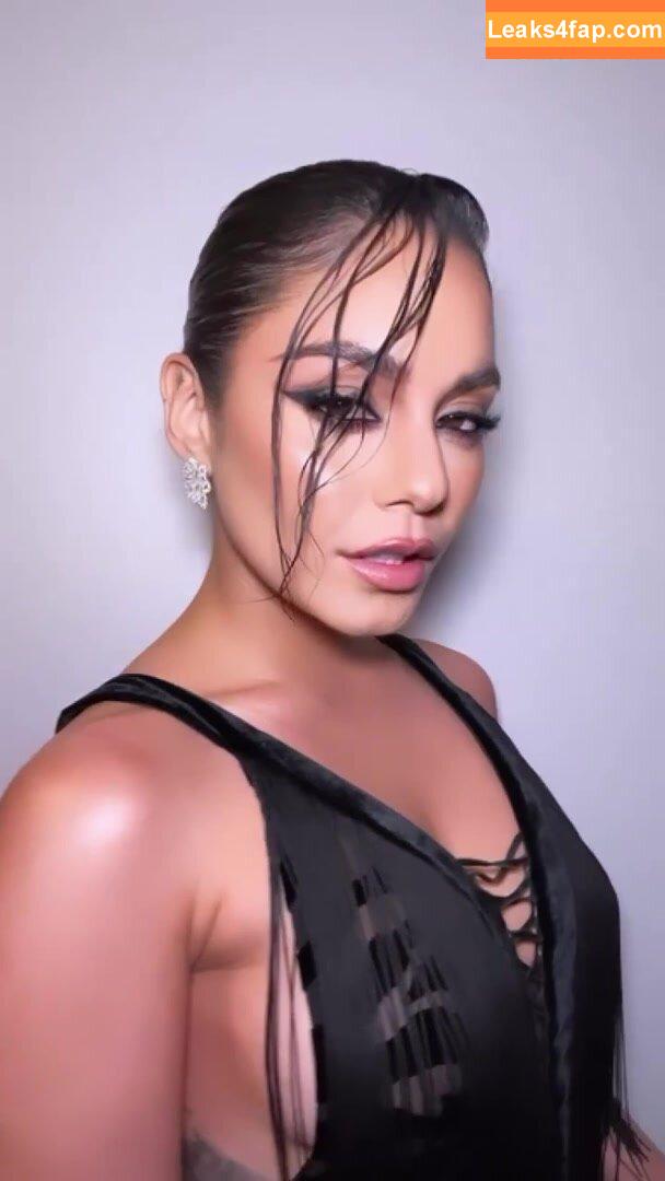 Vanessa Hudgens / VanessaHudgens слитое фото фото #0978