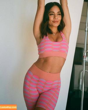 Vanessa Hudgens фото #0009