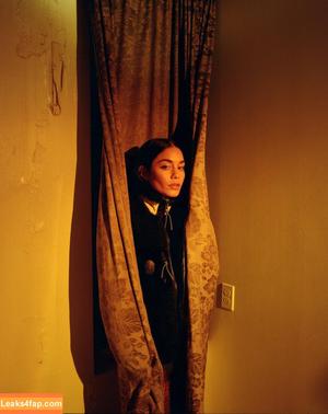 Vanessa Hudgens фото #0046