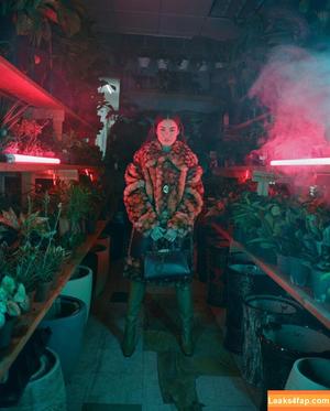 Vanessa Hudgens фото #0047