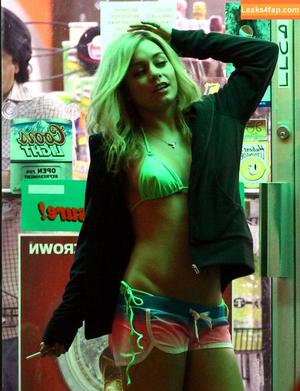 Vanessa Hudgens фото #0061