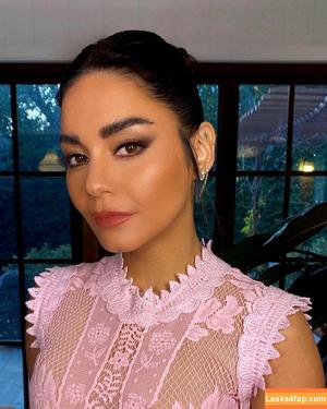 Vanessa Hudgens фото #0123