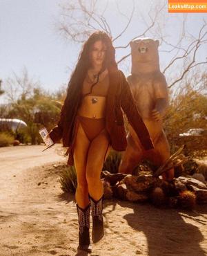 Vanessa Hudgens фото #0132